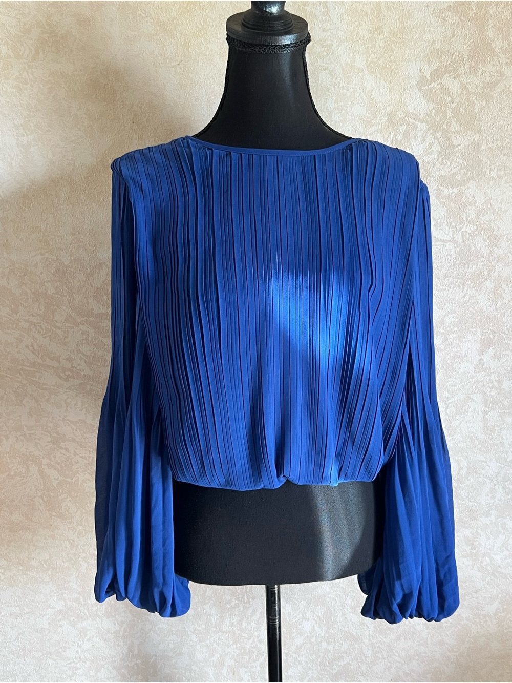 Pinch Pleated Long-Sleeve Blouse in Royal Blue